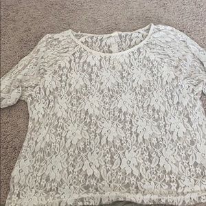 Long sleeves lace top